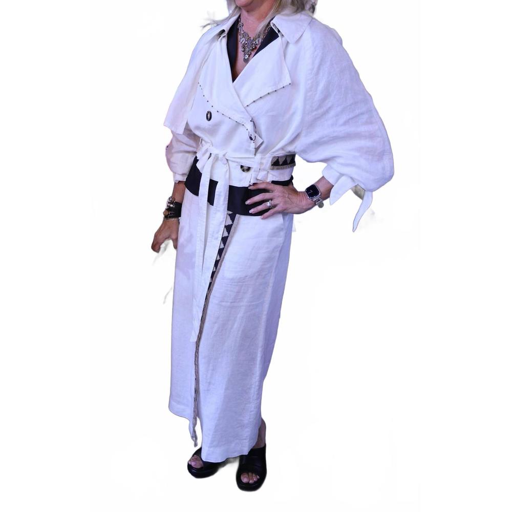 NEW BAZAR DELUXE white trouser/skirt in white